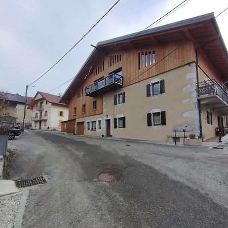 Villard Au Coeur De La Vallee Verte Entre Lac Et Montagne ภายนอก รูปภาพ